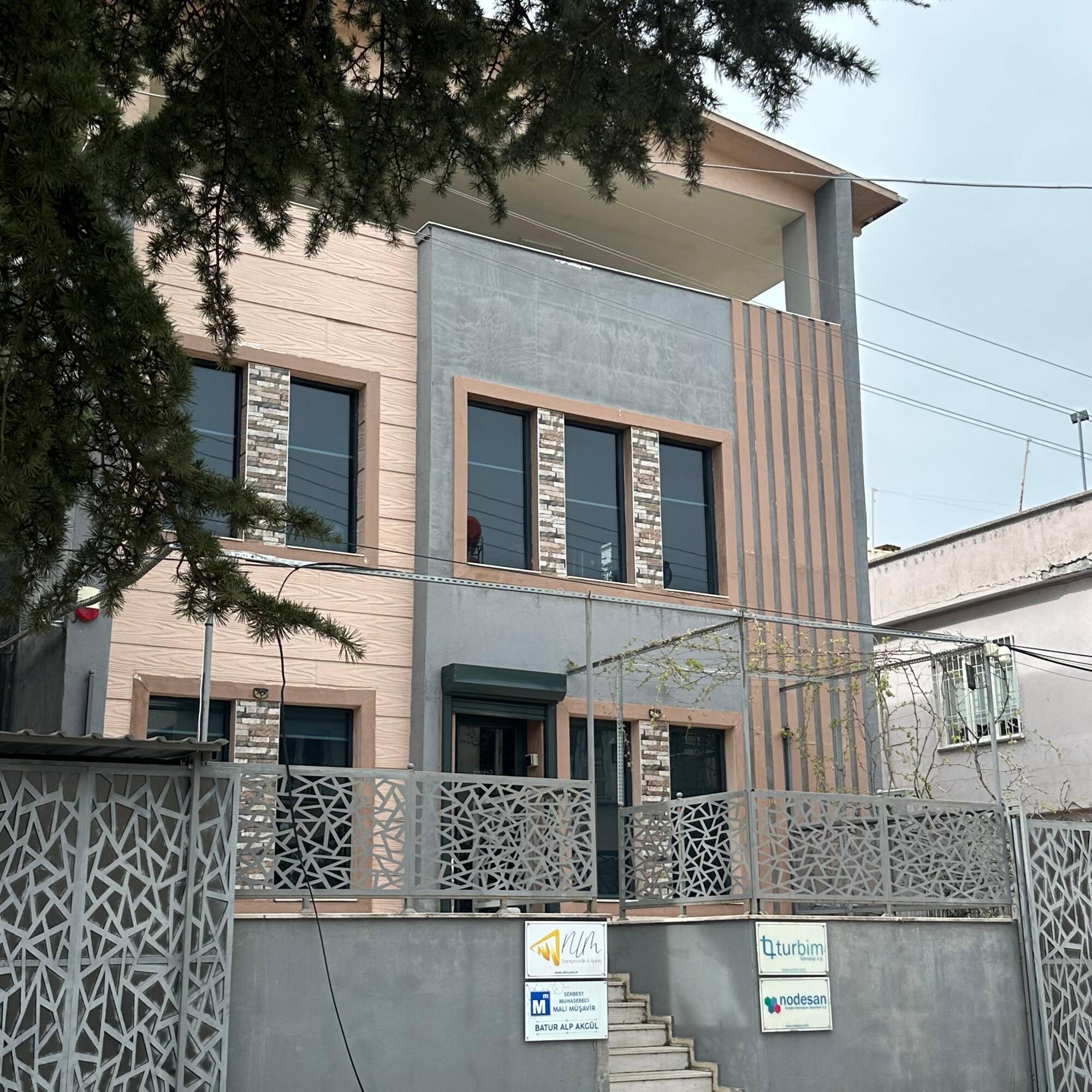 NLM Danışmanlık ve Ajans hakkında